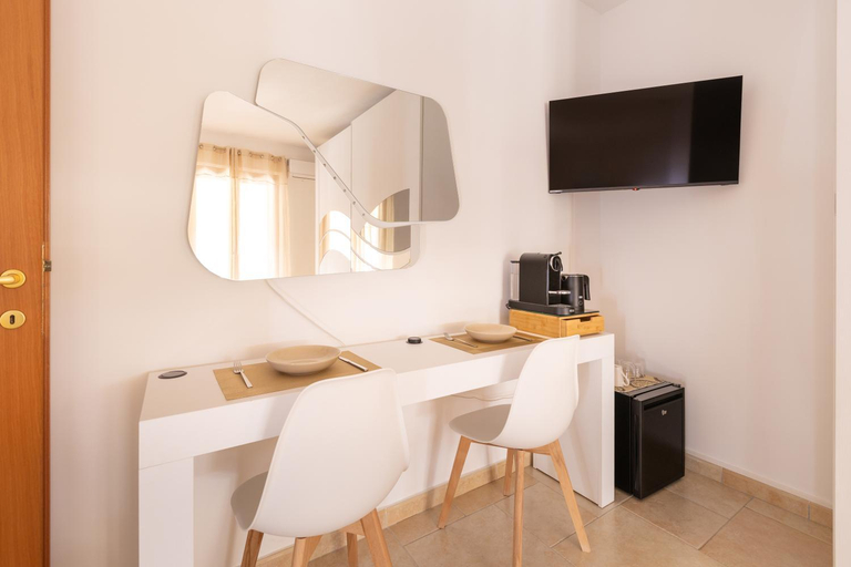 Others 5, MaVa ROOMS, Foggia