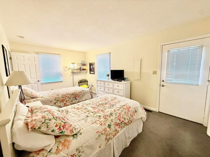 Bedroom 2, King Charles Avenue 408 #1, Sussex