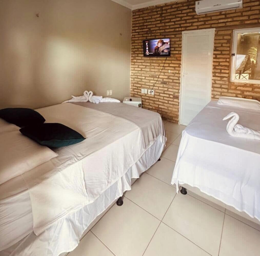 Bedroom 3, Kairos Beach Hotel, Camocim