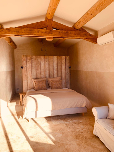 Bedroom 2, Le Vieux Portail, Vaucluse
