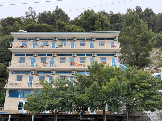 Exterior view, Hotel Hasi i Prizrenit Shengjin, Lezhës