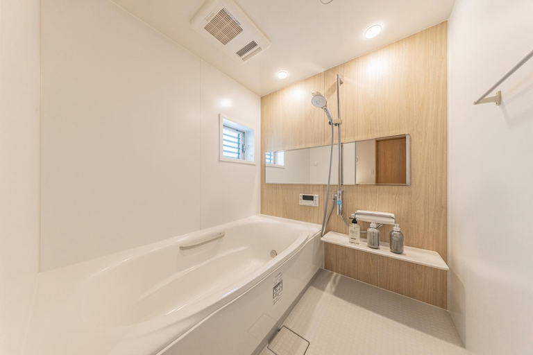 Bathroom 3, Azabu Villa, Minato