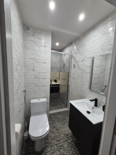Bathroom 2, Willa Skalen Jacuzzi Darmowy Parking WiFi, Jelenia Góra