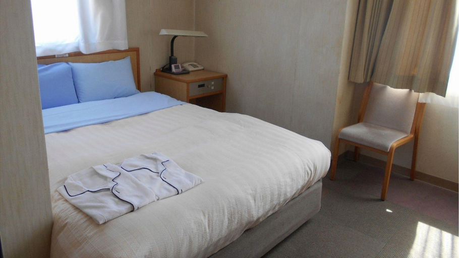 Bedroom 3, Omura Yasuda Ocean Hotel, Ōmura