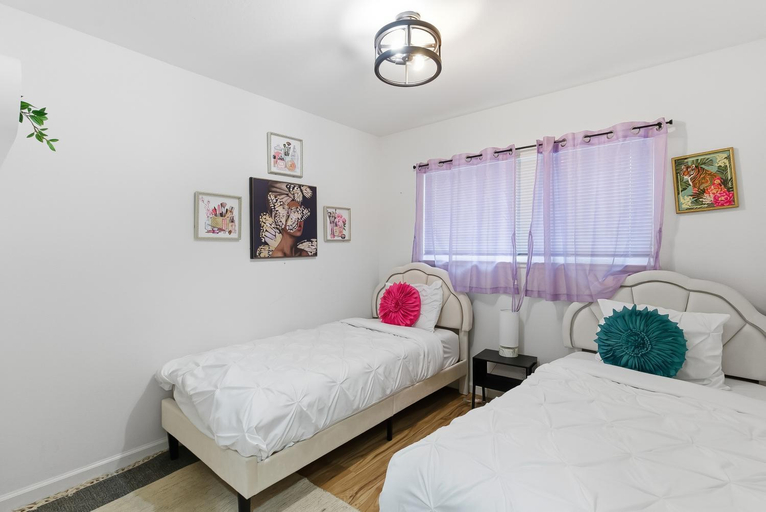 4, The Cozy Haven Retreat, Marin
