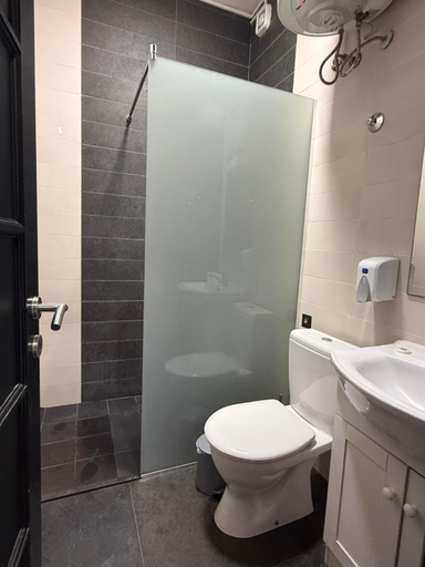 Bathroom 4, Suites Castello