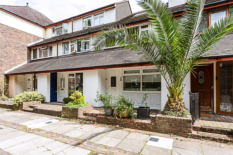 Exterior & Views 2, Terraced Bermondsey House, London