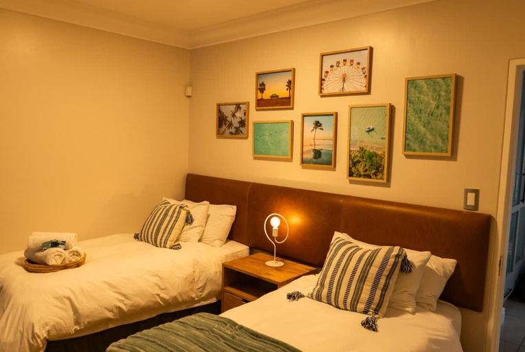 2, Deja Blue Beachfront Villa, Newly renovated, Walvisbay Rural