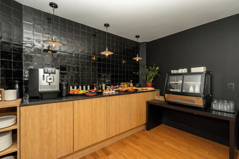 Food & Drinks 4, A Place - Boutique Hotel Emile, Antwerpen