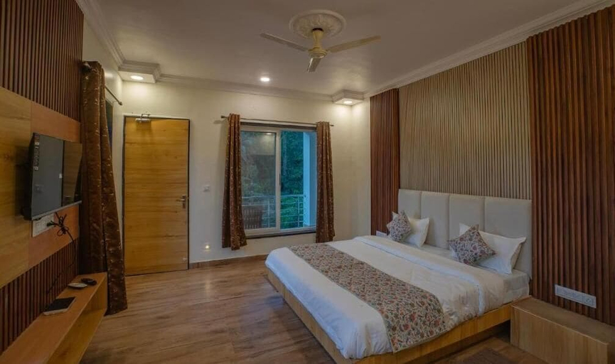 Room 3, Green Valley - By Dev, Sirohi