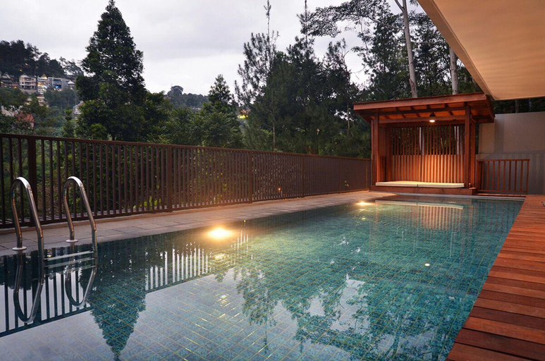 Sport & Beauty 5, Tulip Hill View Villa 6 Bedrooms With a Private Heated Swimming Pool and a Movie Room and a Billaird Table, Bandung