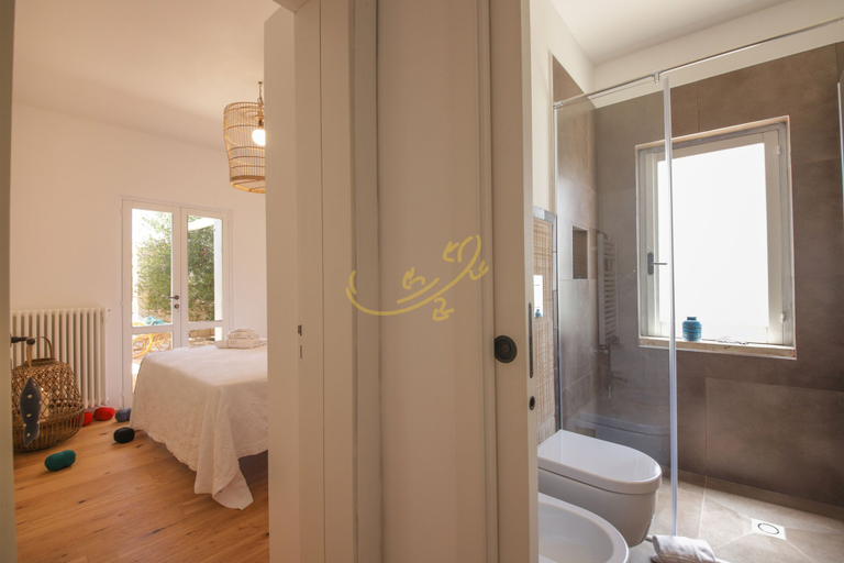 Bathroom 4, TD Villa Fico Jo Villa With Pool & Lush Garden, Bari