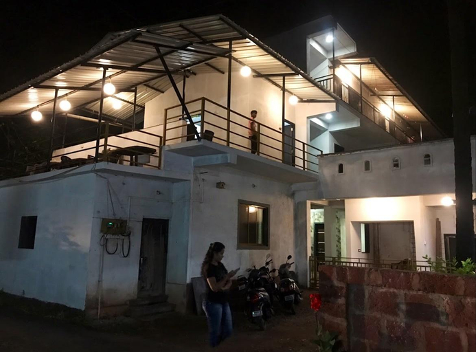 Others 4, Vickys Guest House, Sindhudurg