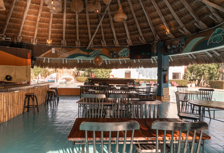 Food & Drinks 5, Nílu Cancún Zona Hotelera by Selina, Isla Mujeres