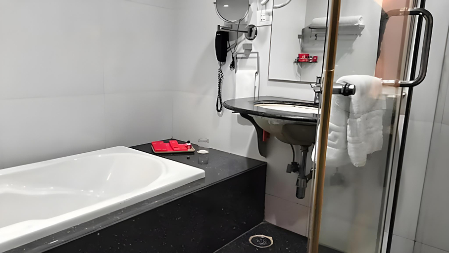 Bathroom 5, The Lily Khanapara Guwahati Assam, Kamrup Metropolitan