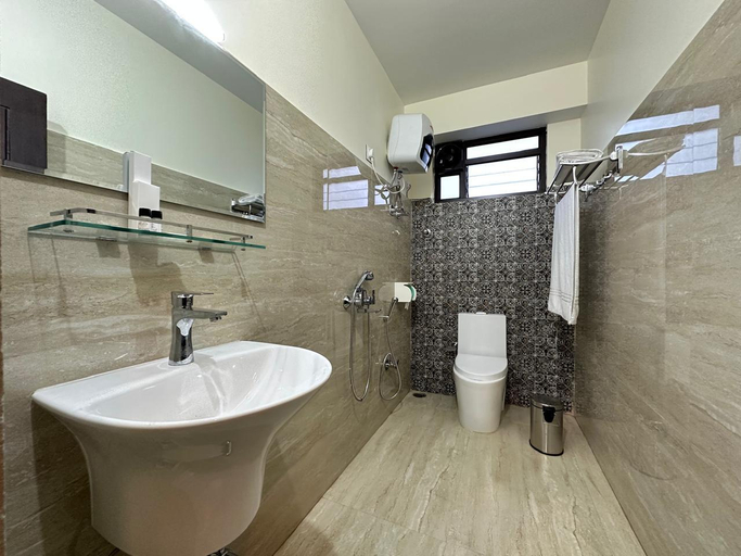 Bathroom, Sikkim Sarovar, South Sikkim