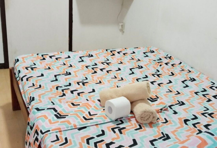 Room 5, Cliff Cabanas by Hiverooms, Catmon