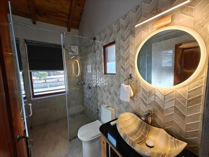 Bathroom 3, The Himalayan Stone Hamlet, Nainital