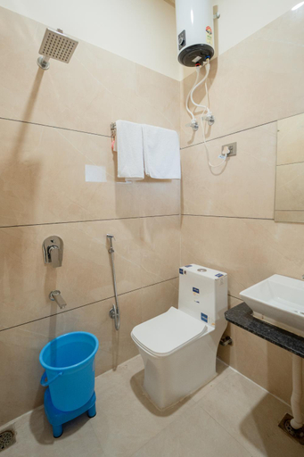 Bathroom 5, Hotel Galaxy 700, Sikar