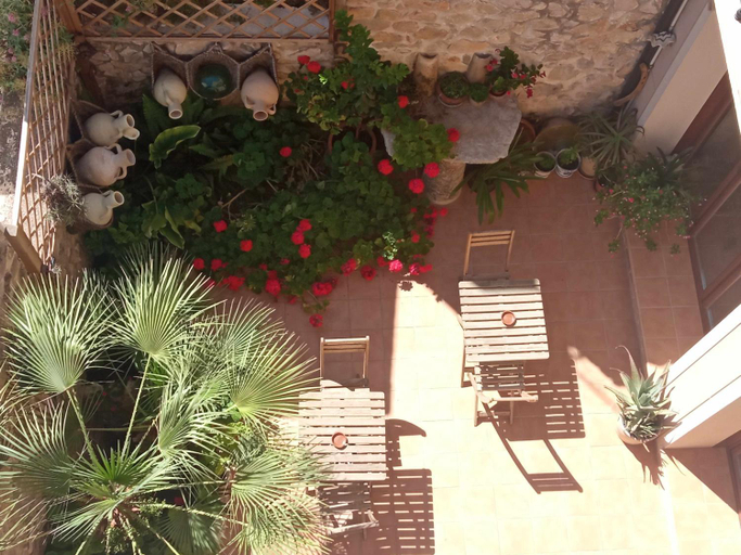Others 3, Can Perles casa rural, Alicante