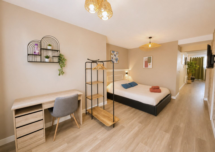 Bedroom 4, Apart'Moment Bourbourg Centre, Nord