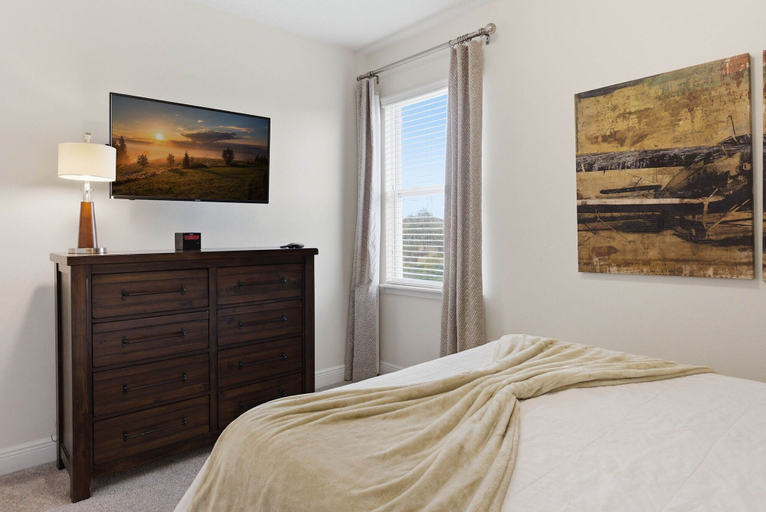 Room 4, Comfort 6BR Getaway, Private Pool, Great Location, Osceola