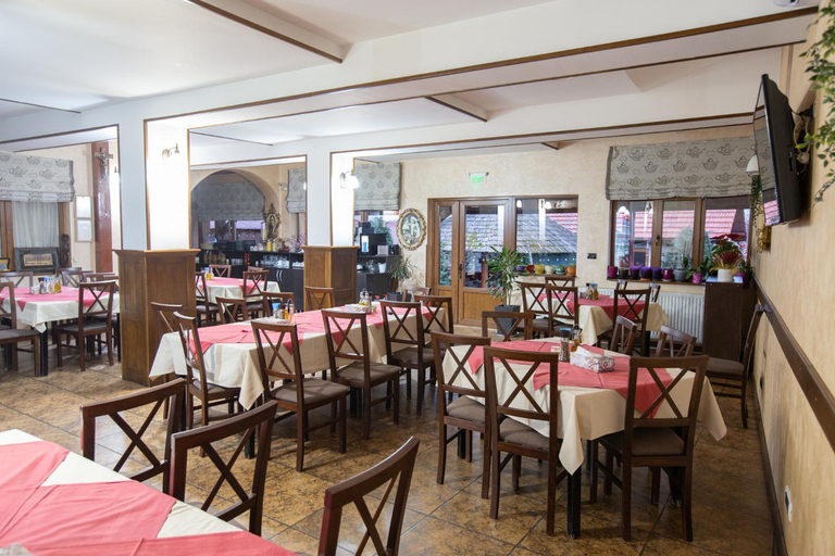 Food & Drinks 5, Pensiunea Andreea, Baia De Fier