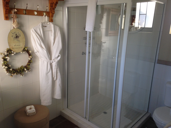 Bathroom 3, Periwinkle Blue, Thabo Mofutsanyane
