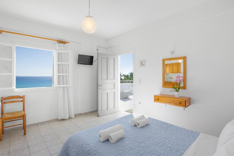 Bedroom 2, Seample studios, South Aegean