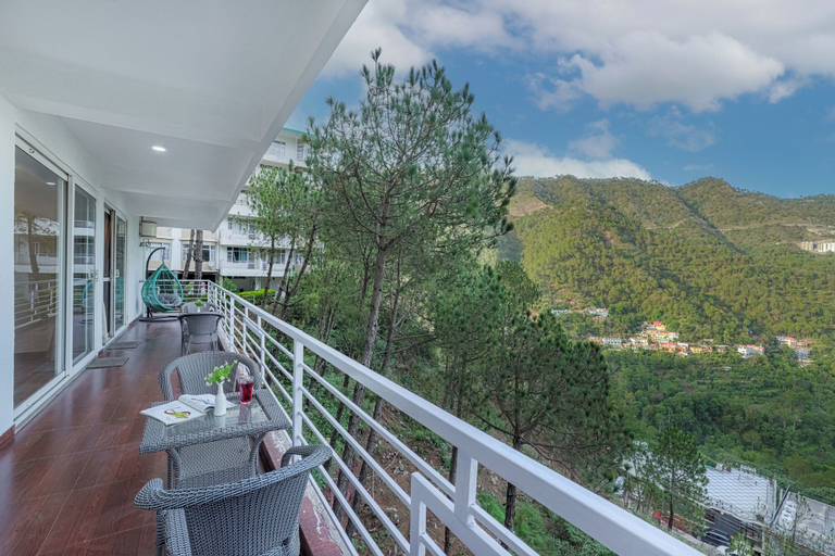 Property grounds 5, Alaya Stays Pinnacle 3BHK Apartment, Solan