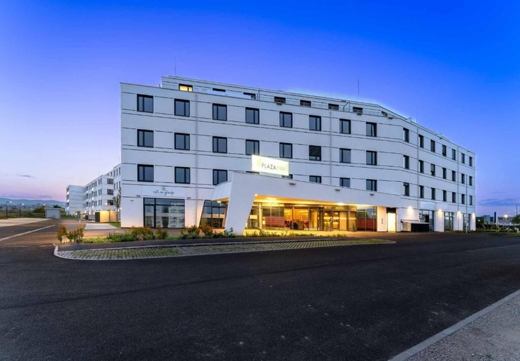 Exterior & Views 2, PLAZA Residence Wiener Neustadt, Wiener Neustadt