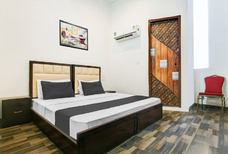 Room 5, Hotel Eden, Kurukshetra