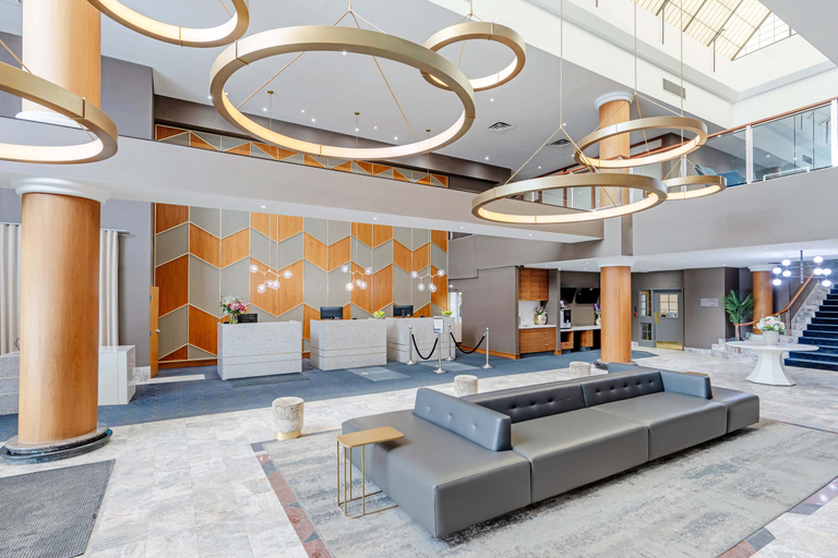 Public Area, Sandman Signature Mississauga Hotel, Peel