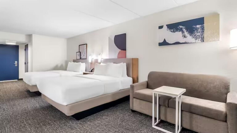 Bedroom 3, Spark by Hilton Stafford Sugar Land, Fort Bend