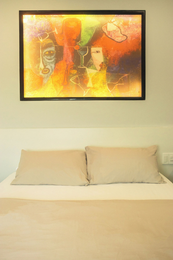 Room 4, Fair Dinkum Stay District 1, District 1