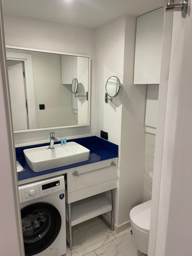 Bathroom 2, Orb iCiti MAIA2022, Batumi