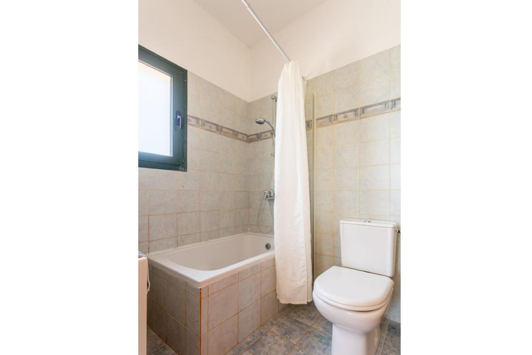 Bathroom 3, Villa Olivetta