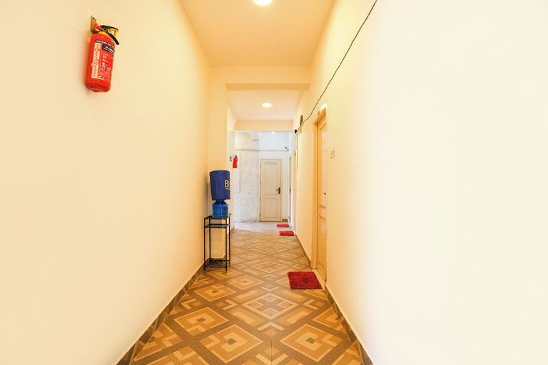 Lobby 5, Via Rose Palce, Kancheepuram