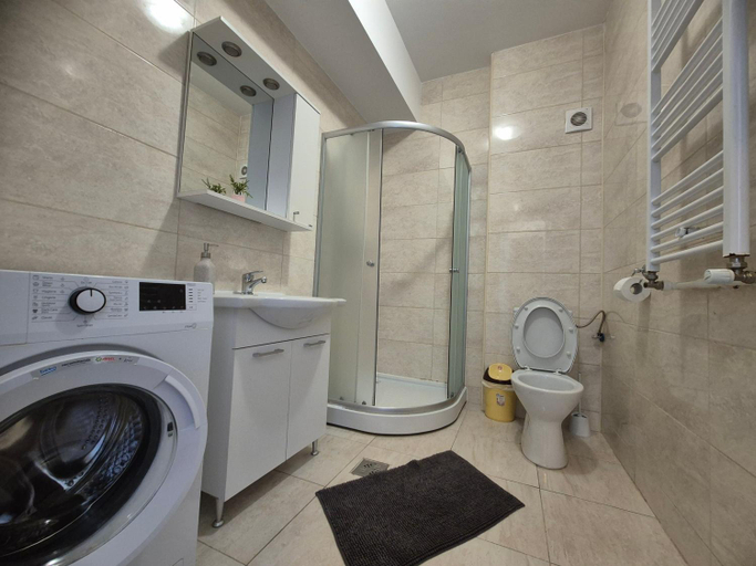 Bathroom 2, Vedere la mare apartament, Constanta