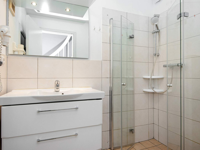 Bathroom, Holiday Home in Wendtorf, Plön