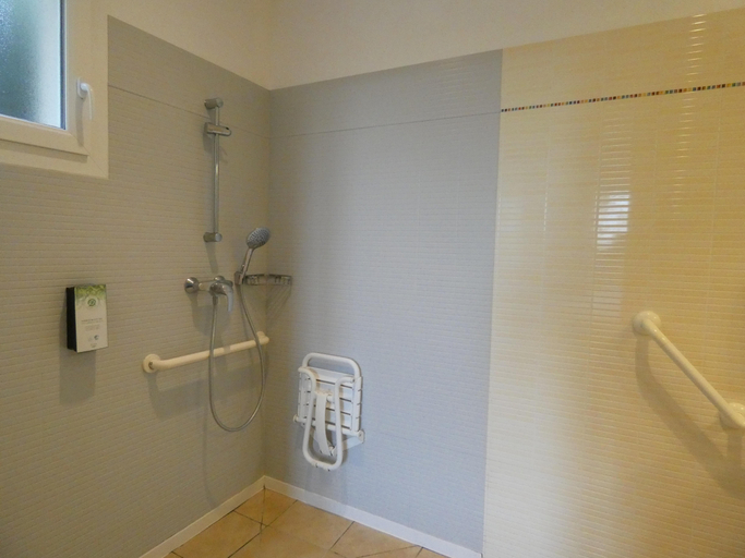 Bathroom 4, Tulip Inn Residence Honfleur, Calvados