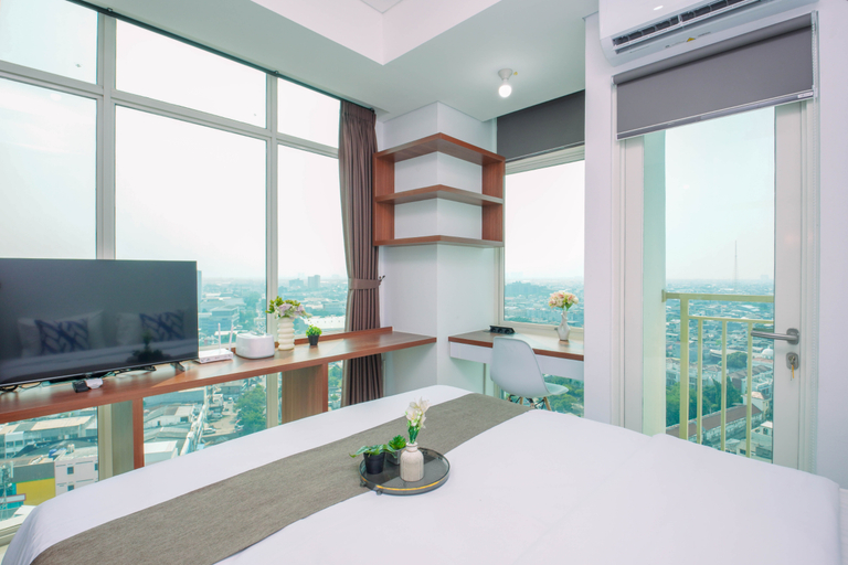 Bedroom 3, Cozy Studio with City View Apartment at B Residence Grogol By Travelio, Jakarta Barat