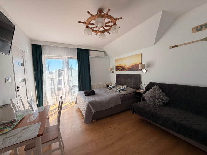 Bedroom 2, Zlote Piaski Pensjonat z basenem, Sławno