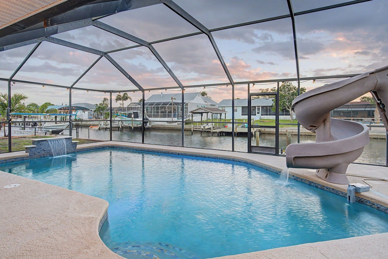 Pool 3, Dolphin Whispers - 1018 Silver Palm Way 3 Bedroom Home, Hillsborough