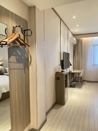 Bedroom 2, Hanting Hotel Cixi Longshan, Ningbo