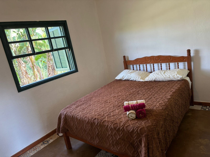 Bedroom 3, Refúgio dos pinhais, Sapucaí-Mirim