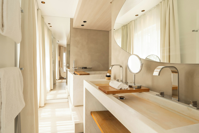 Bathroom 4, Hôtel de Nell, Paris