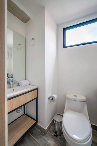 Bathroom 5, Bright Loft in Chapinero, Santafé de Bogotá