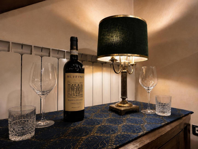 Food & Drinks, Veronica Suite, Terrace exclusive Historic Centre Piazza Venezia, Roma