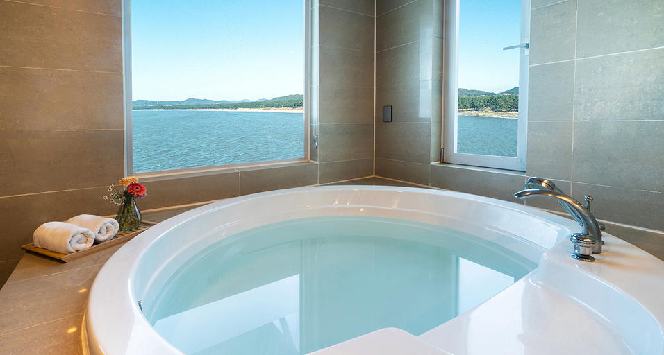 Bathroom 5, Eldorado Resort, Sinan